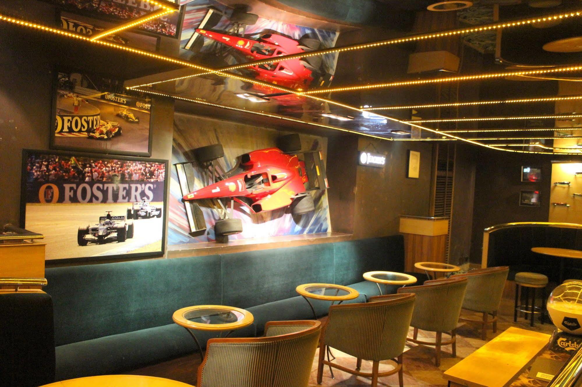 Hotel Sagar Plaza City Centre Pune Exterior photo